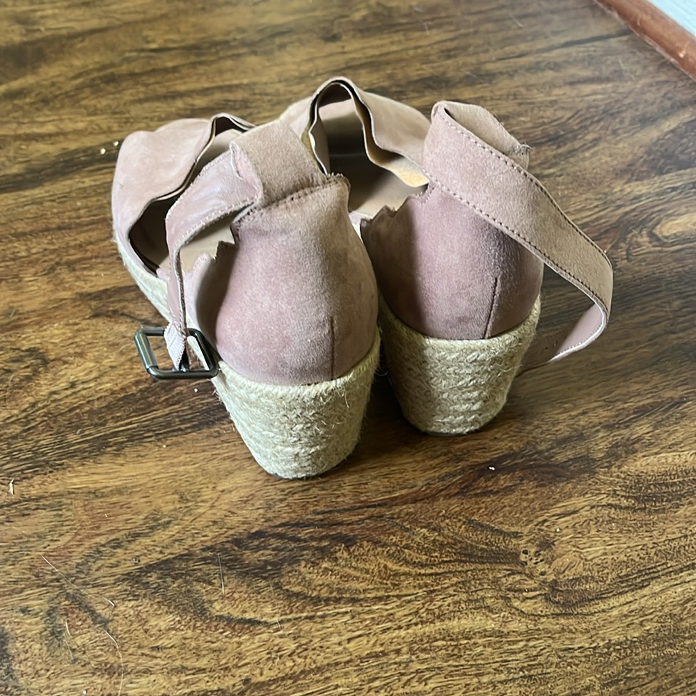 Maurices Tan Women's Sandals - Picture 3 of 4
